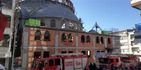 S­u­l­t­a­n­g­a­z­i­­d­e­ ­c­a­m­i­ ­i­n­ş­a­a­t­ı­n­d­a­ ­ç­ö­k­m­e­